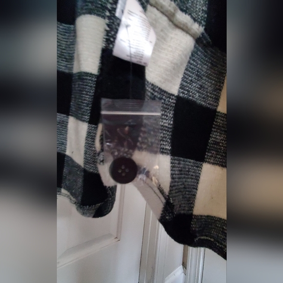 Black and Ivory Plaid Hooded Coat - Picture 7 of 9